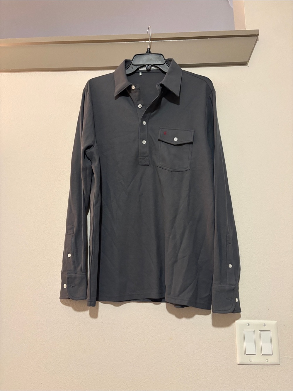 Criquet Men’s Long Sleeve Players Shirt in Gray SZ M NWOT